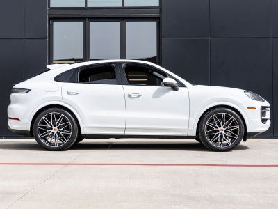 2025 Porsche Cayenne Coupe Base