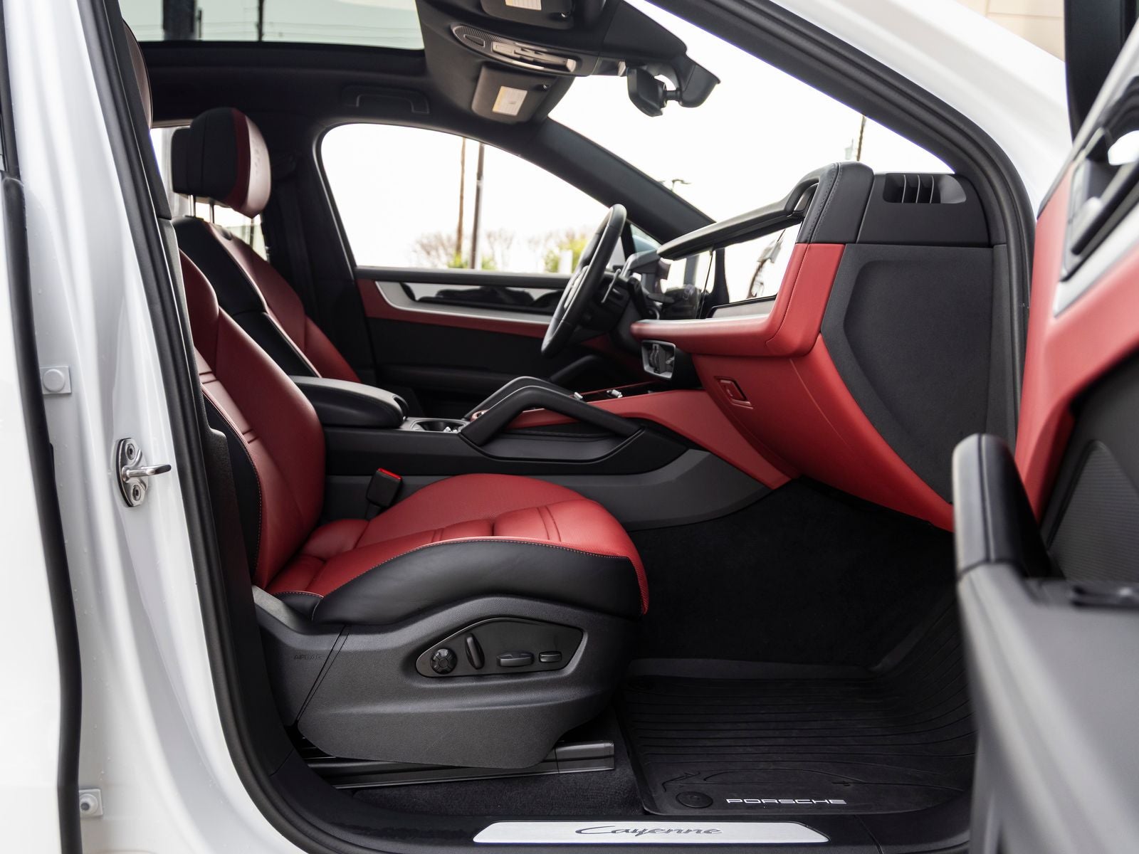 2025 Porsche Cayenne Coupe Base