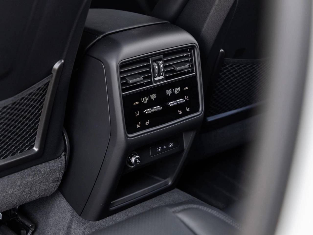 2026 Porsche Cayenne Coupe