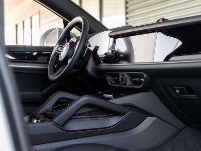 2026 Porsche Cayenne Cayenne Coupe