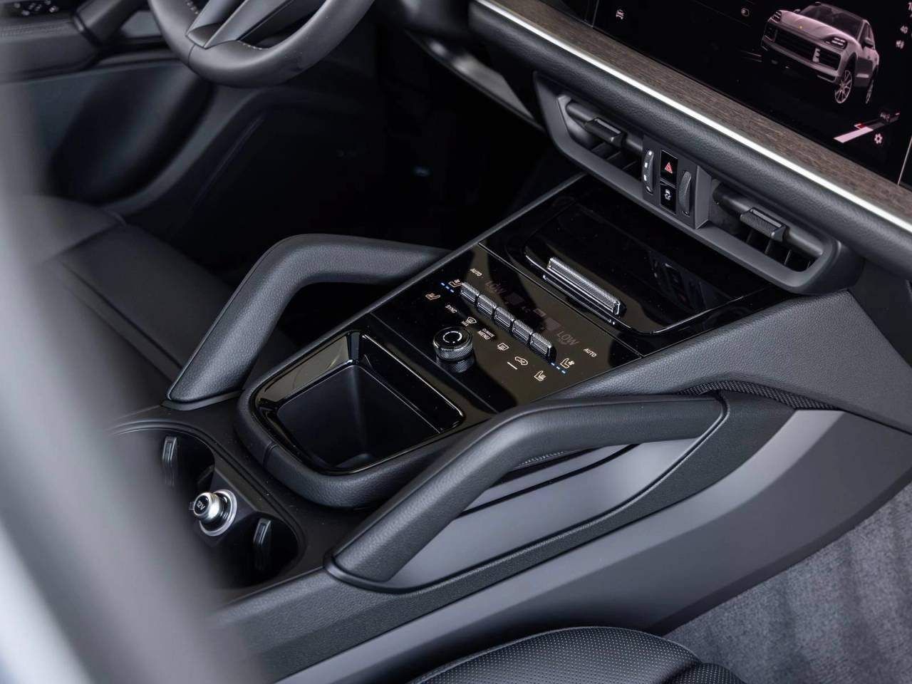 2026 Porsche Cayenne Cayenne Coupe