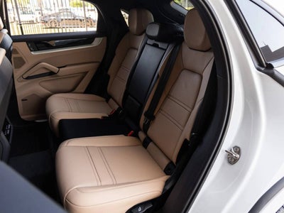 2026 Porsche Cayenne Cayenne Coupe