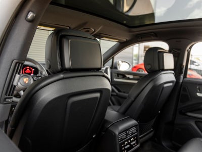 2026 Porsche Cayenne Cayenne Coupe