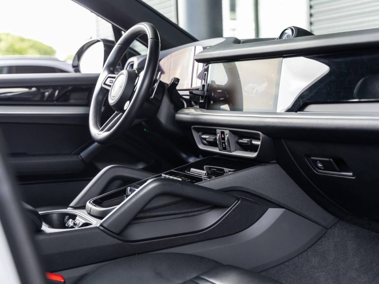 2024 Porsche Cayenne Coupe