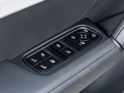 2025 Porsche Cayenne Coupe