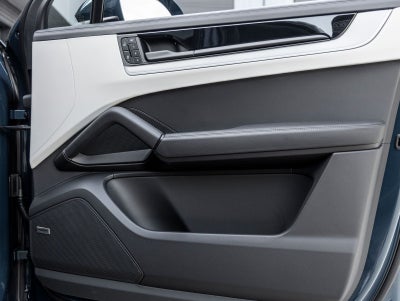 2025 Porsche Cayenne Coupe