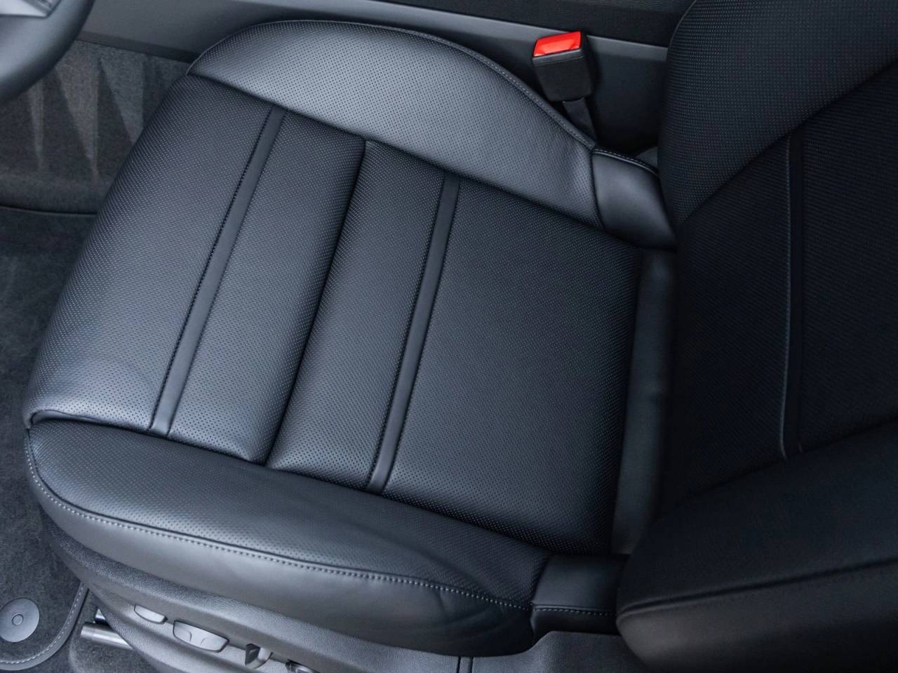 2026 Porsche Cayenne Coupe