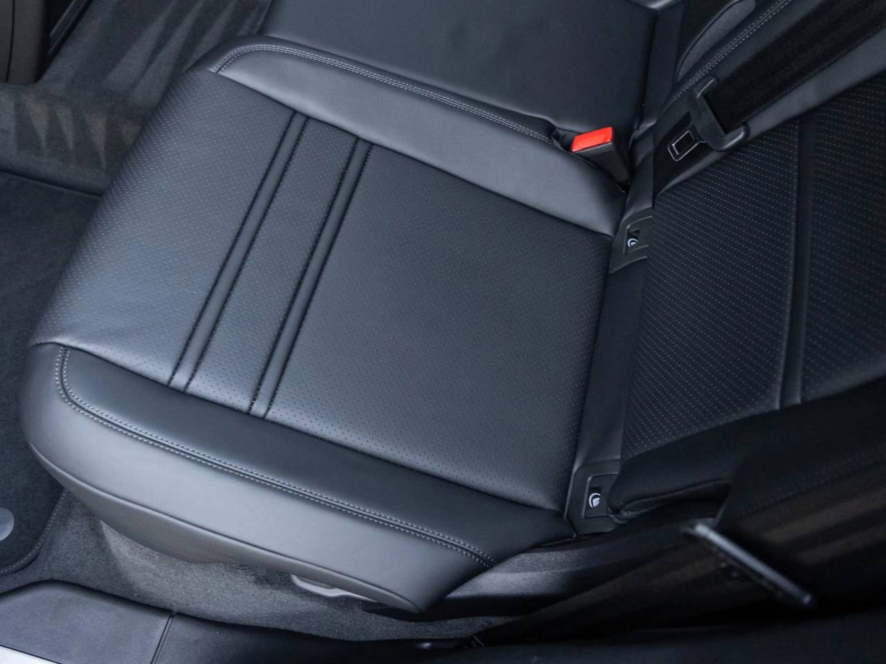 2026 Porsche Cayenne Coupe