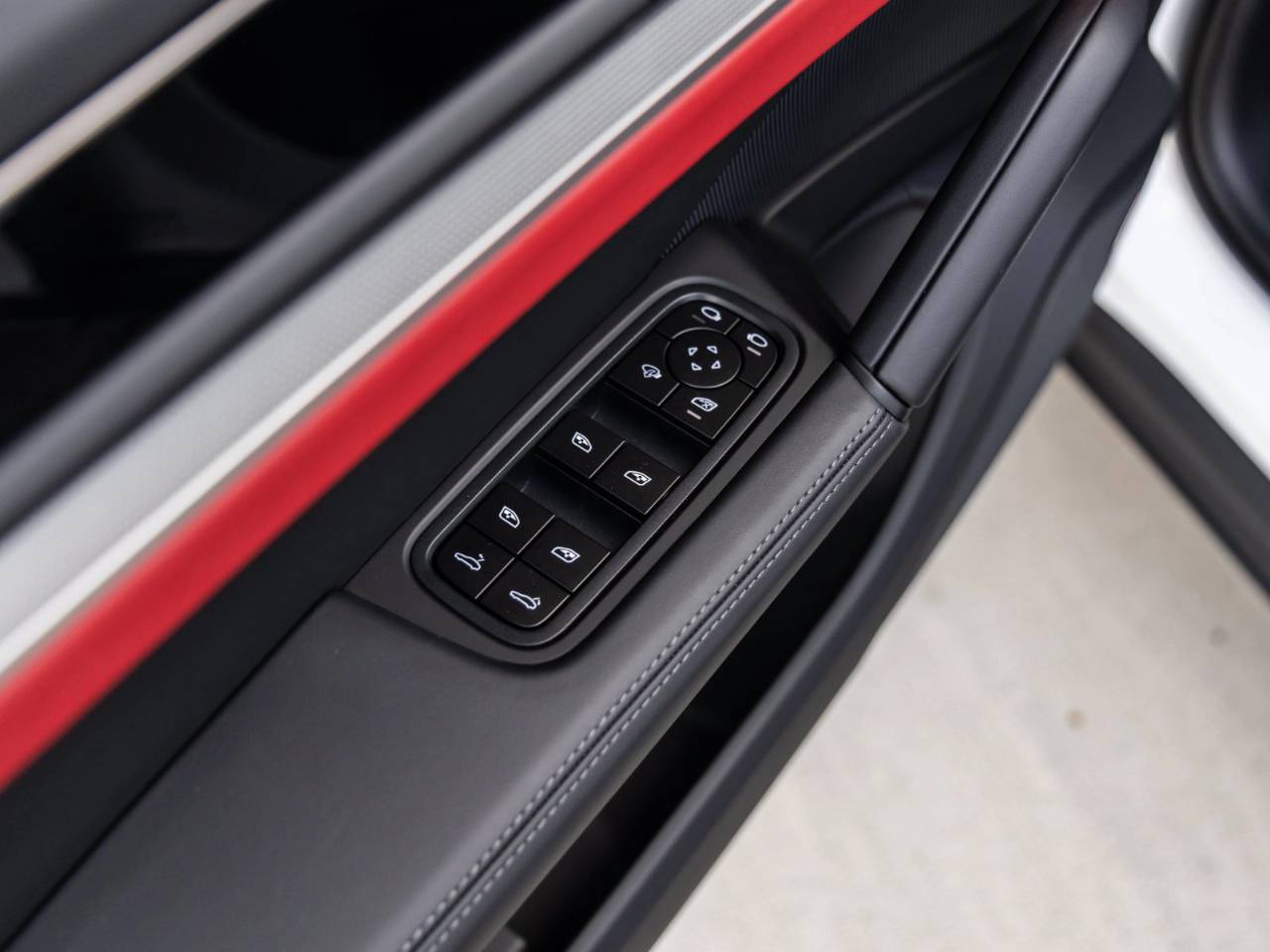 2026 Porsche Cayenne Cayenne Coupe