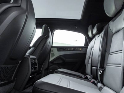 2026 Porsche Cayenne Coupe