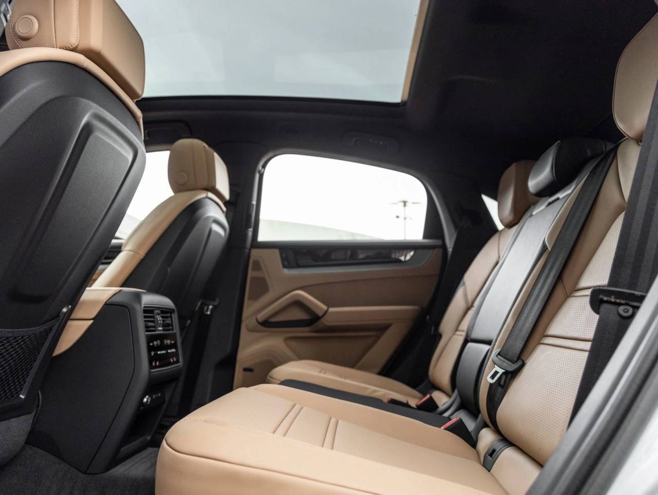2026 Porsche Cayenne Coupe