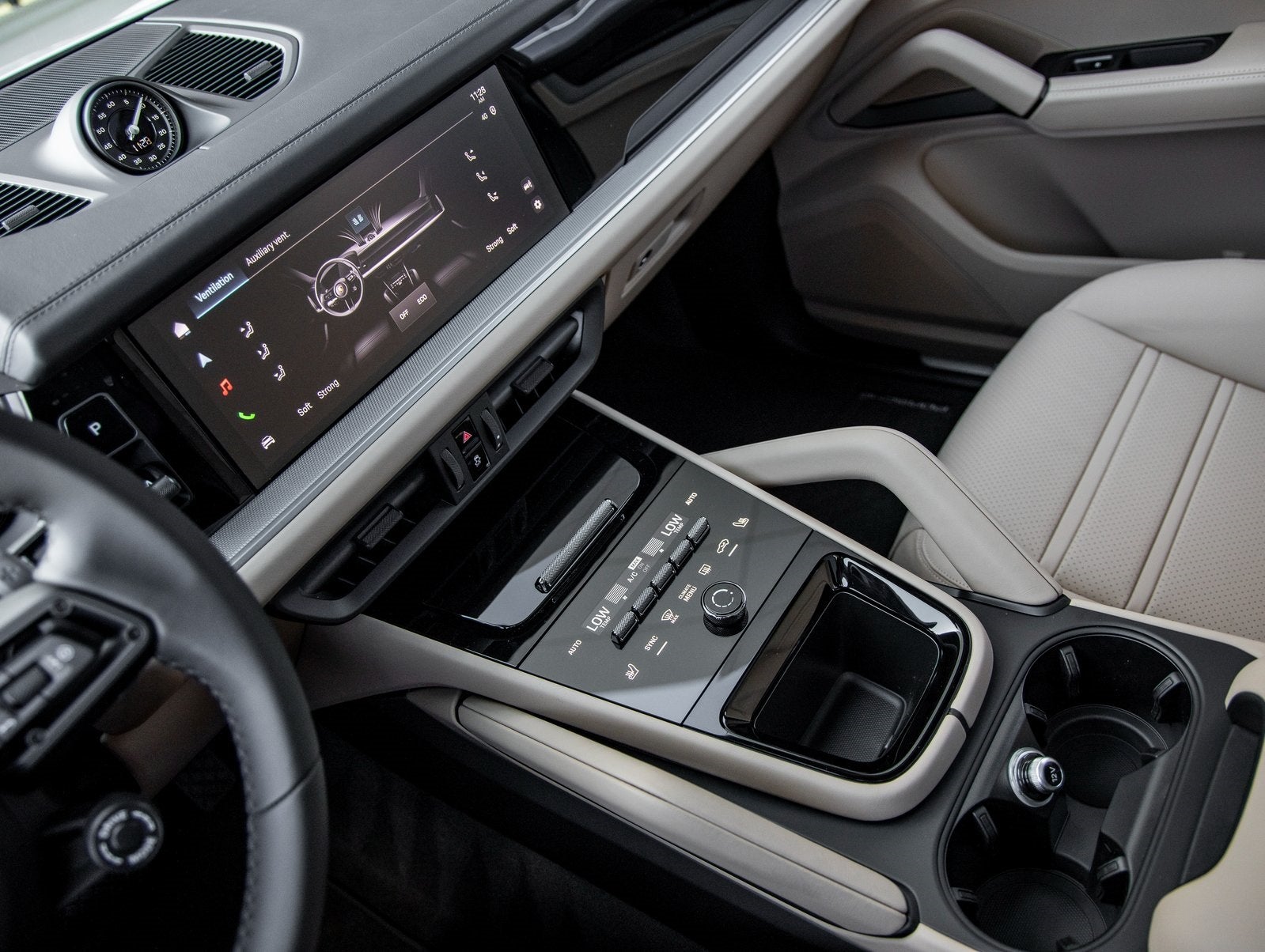 2026 Porsche Cayenne Coupe Cayenne Coupe