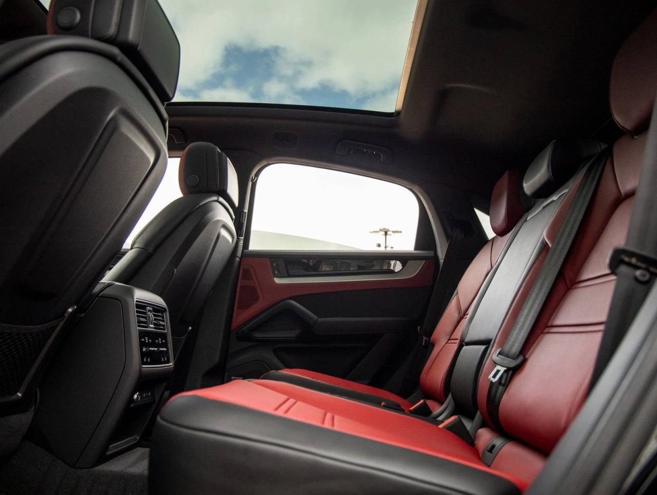 2026 Porsche Cayenne Coupe Cayenne Coupe