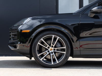 2025 Porsche Cayenne Coupe