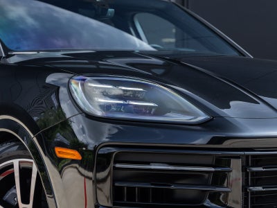 2025 Porsche Cayenne Coupe