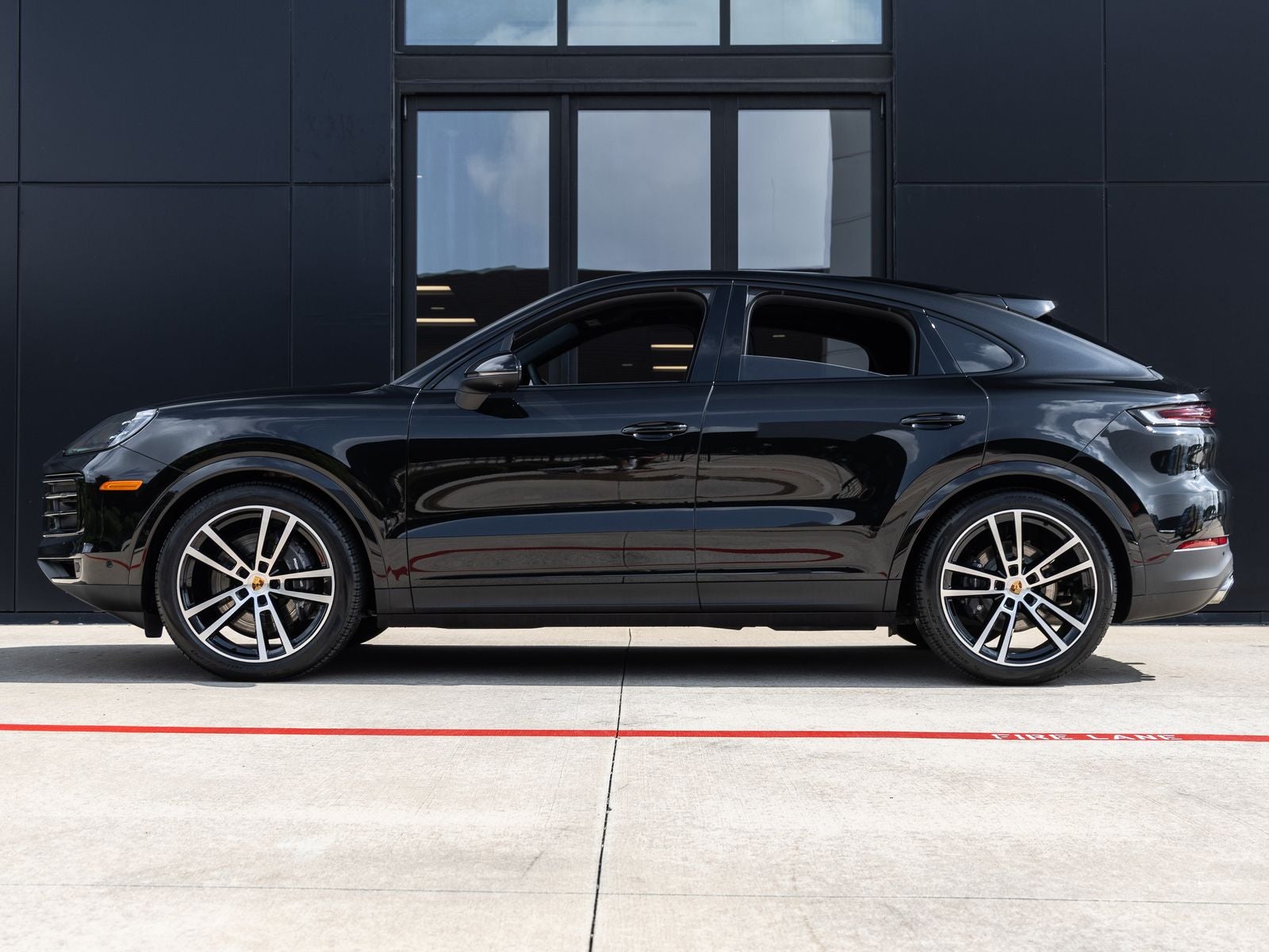 2025 Porsche Cayenne Coupe