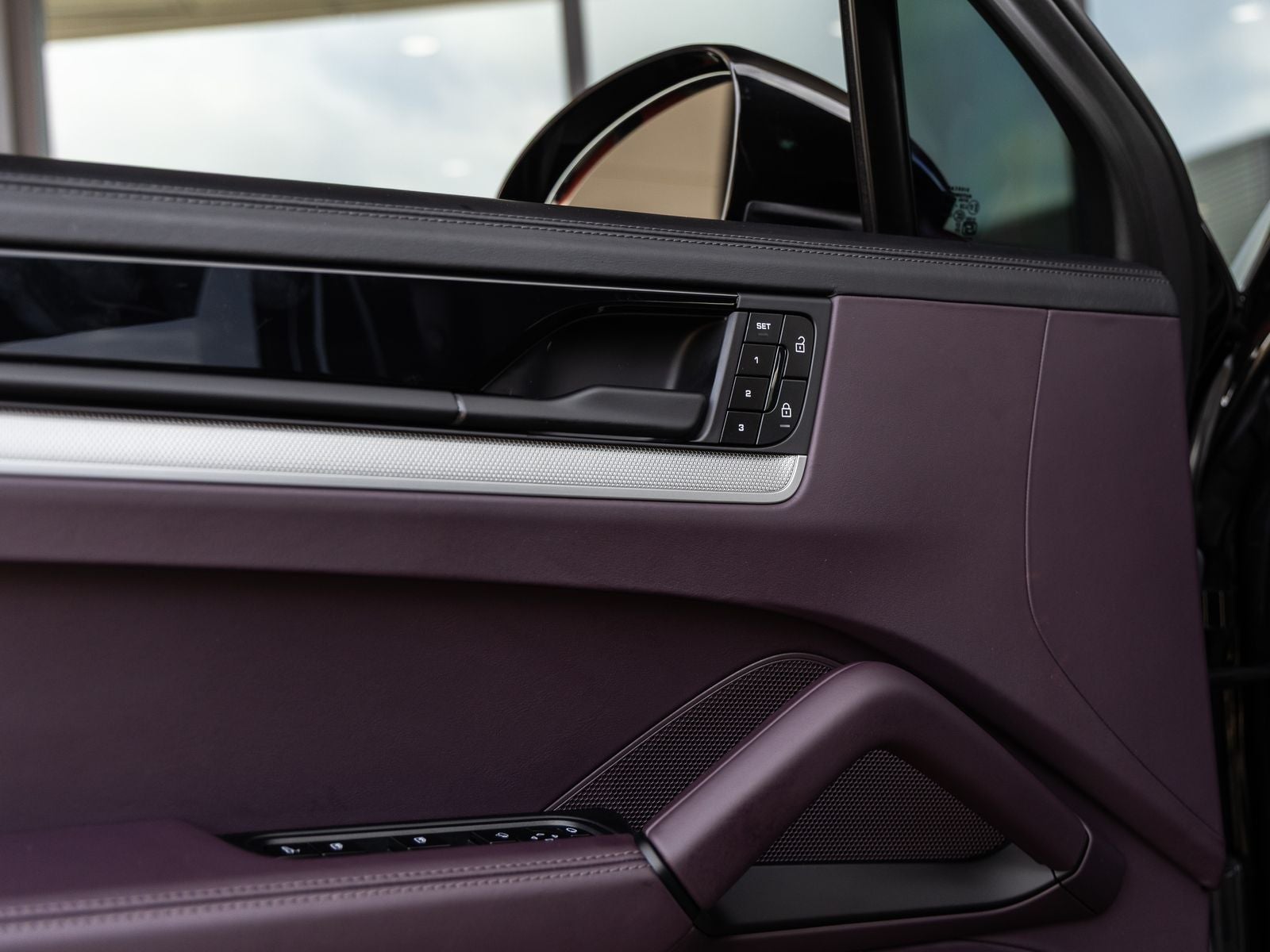 2025 Porsche Cayenne Coupe