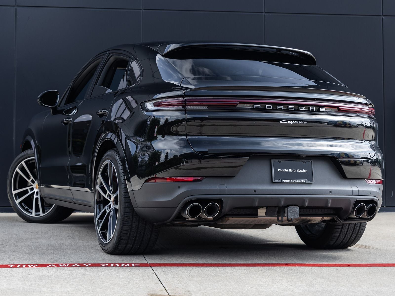 2025 Porsche Cayenne Coupe