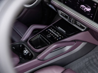 2025 Porsche Cayenne Coupe