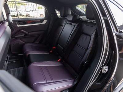 2025 Porsche Cayenne Coupe