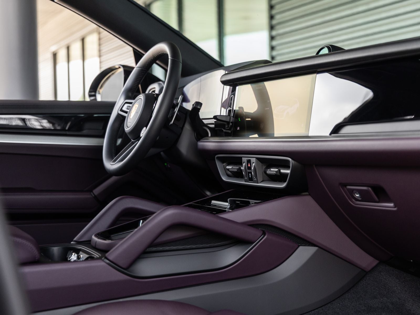 2025 Porsche Cayenne Coupe