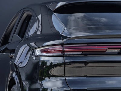 2025 Porsche Cayenne Coupe