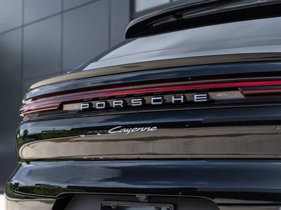 2025 Porsche Cayenne Coupe