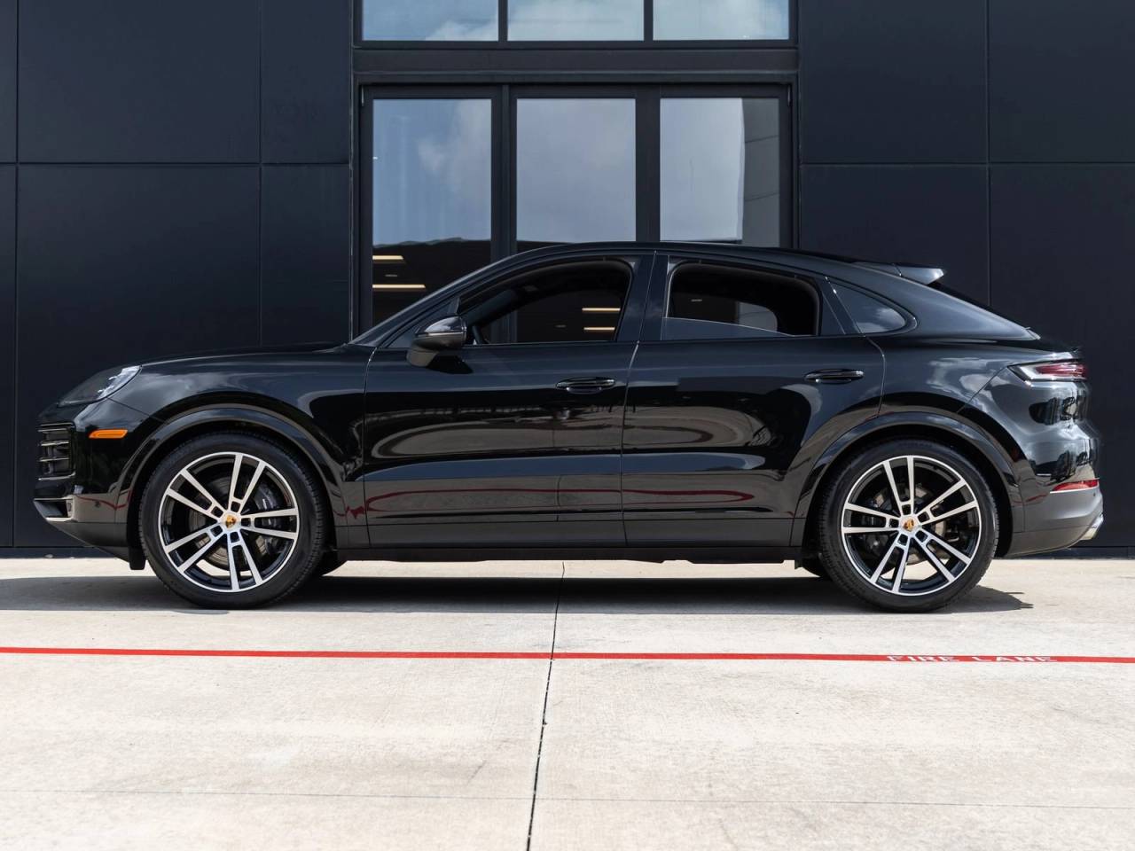 2025 Porsche Cayenne Coupe