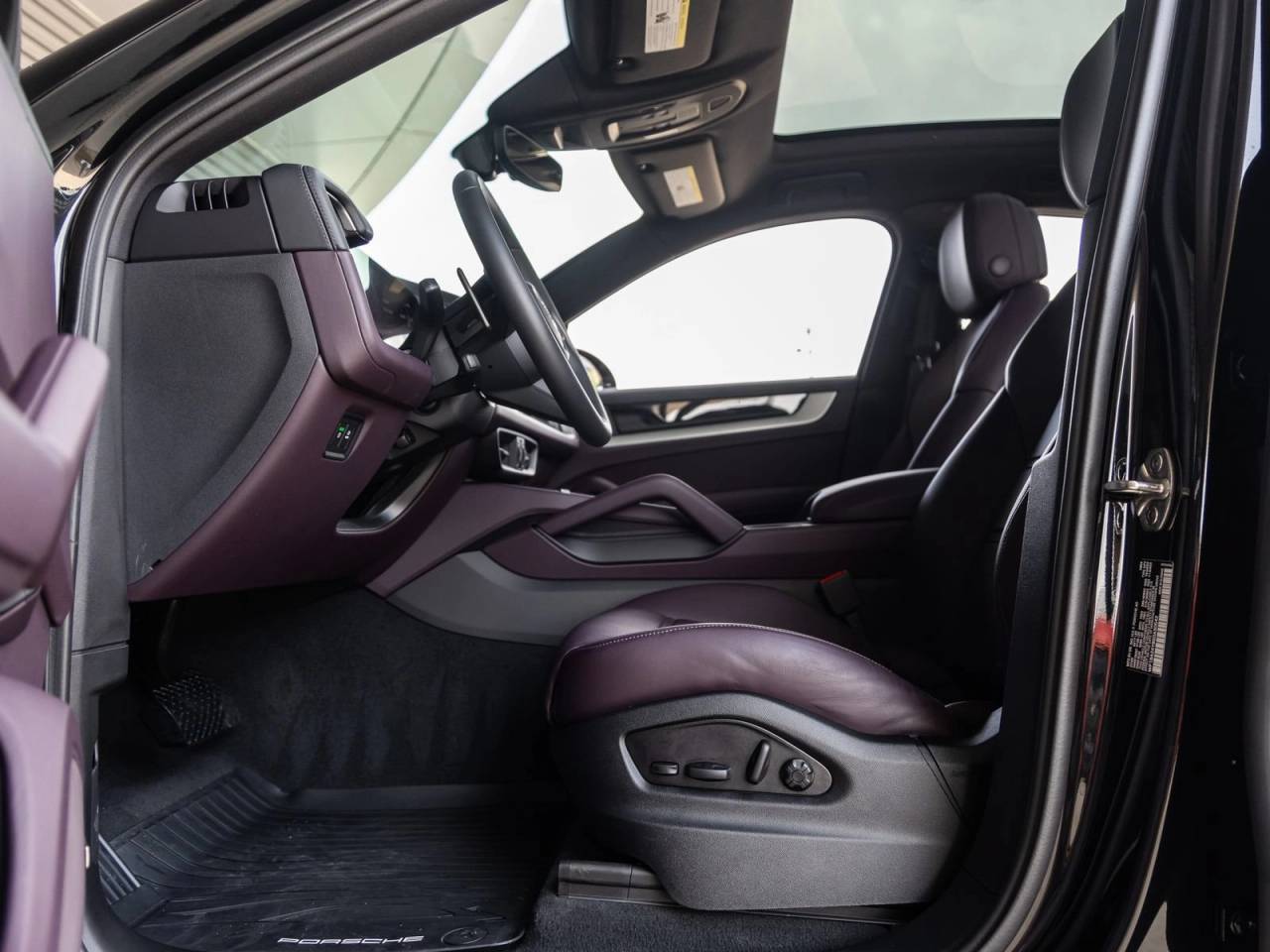 2025 Porsche Cayenne Coupe