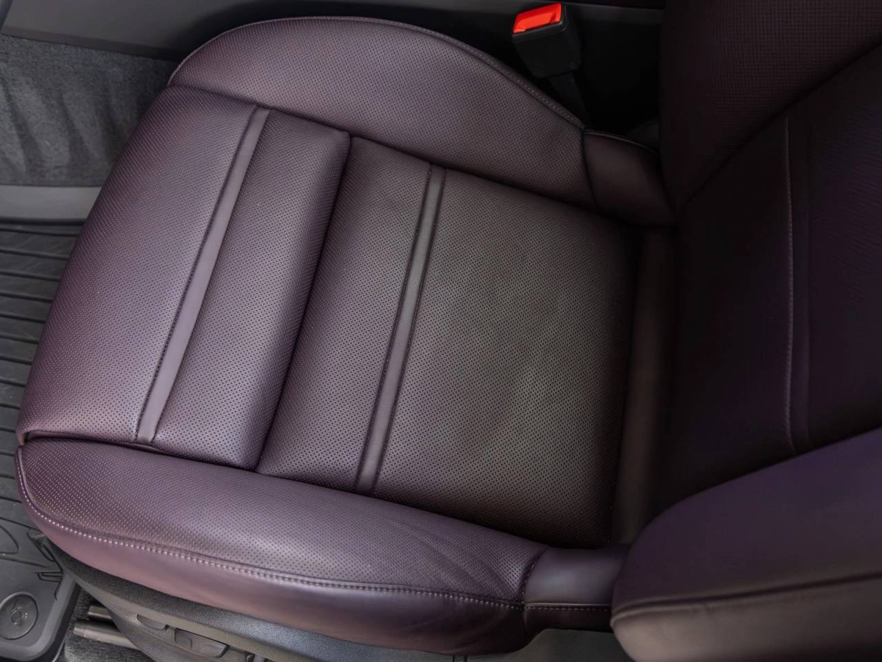 2025 Porsche Cayenne Coupe