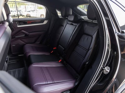 2025 Porsche Cayenne Coupe
