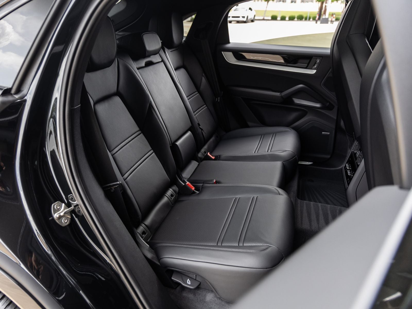 2026 Porsche Cayenne Coupe Coupe AWD