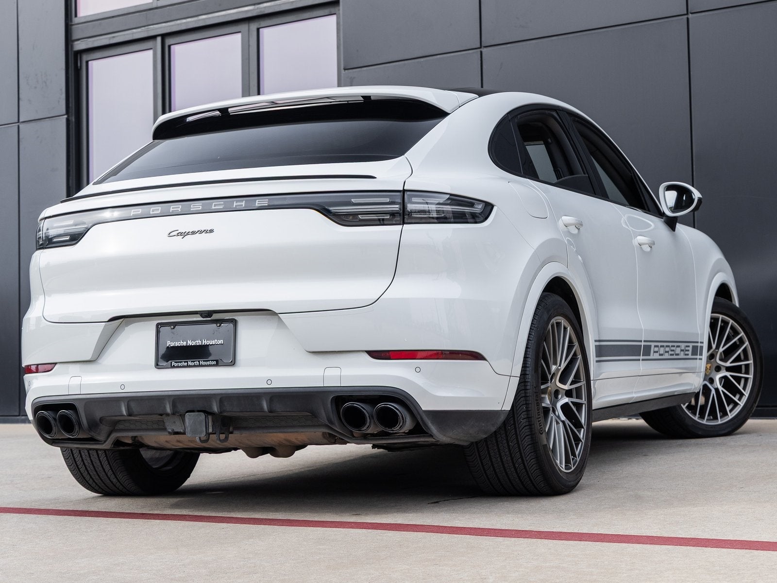 2022 Porsche Cayenne Coupe Cayenne Coupe Platinum Edition