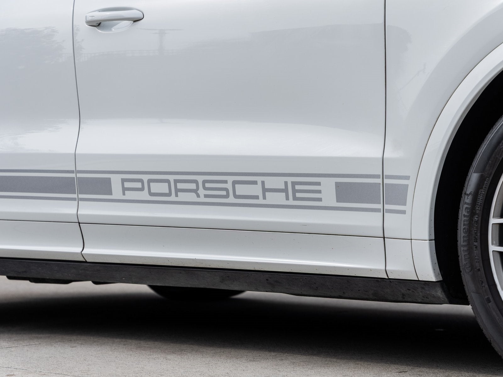 2022 Porsche Cayenne Coupe Cayenne Coupe Platinum Edition