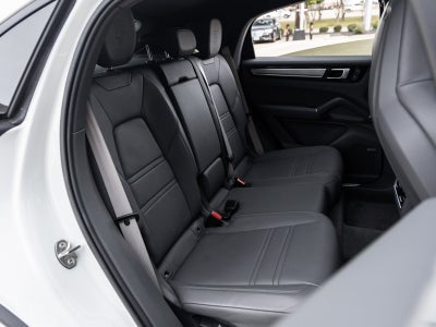 2022 Porsche Cayenne Coupe Cayenne Coupe Platinum Edition