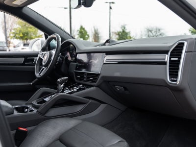 2022 Porsche Cayenne Coupe Cayenne Coupe Platinum Edition