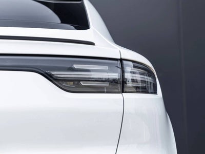 2022 Porsche Cayenne Coupe Cayenne Coupe Platinum Edition