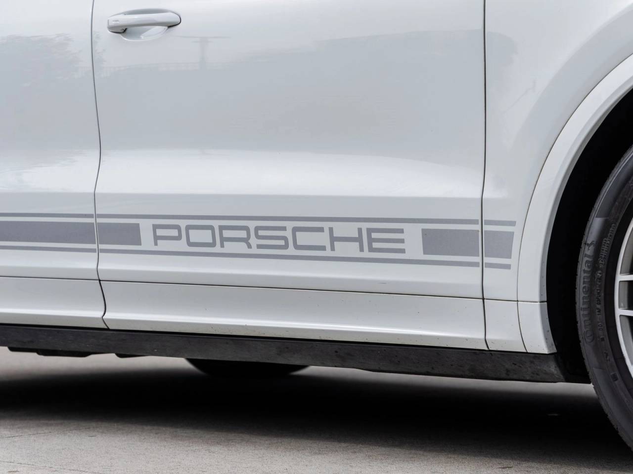 2022 Porsche Cayenne Coupe Cayenne Coupe Platinum Edition