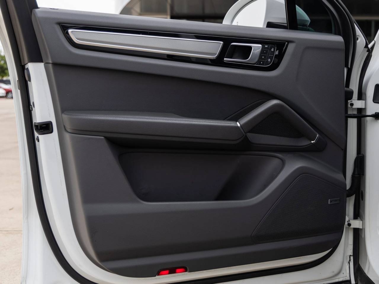 2022 Porsche Cayenne Coupe Cayenne Coupe Platinum Edition