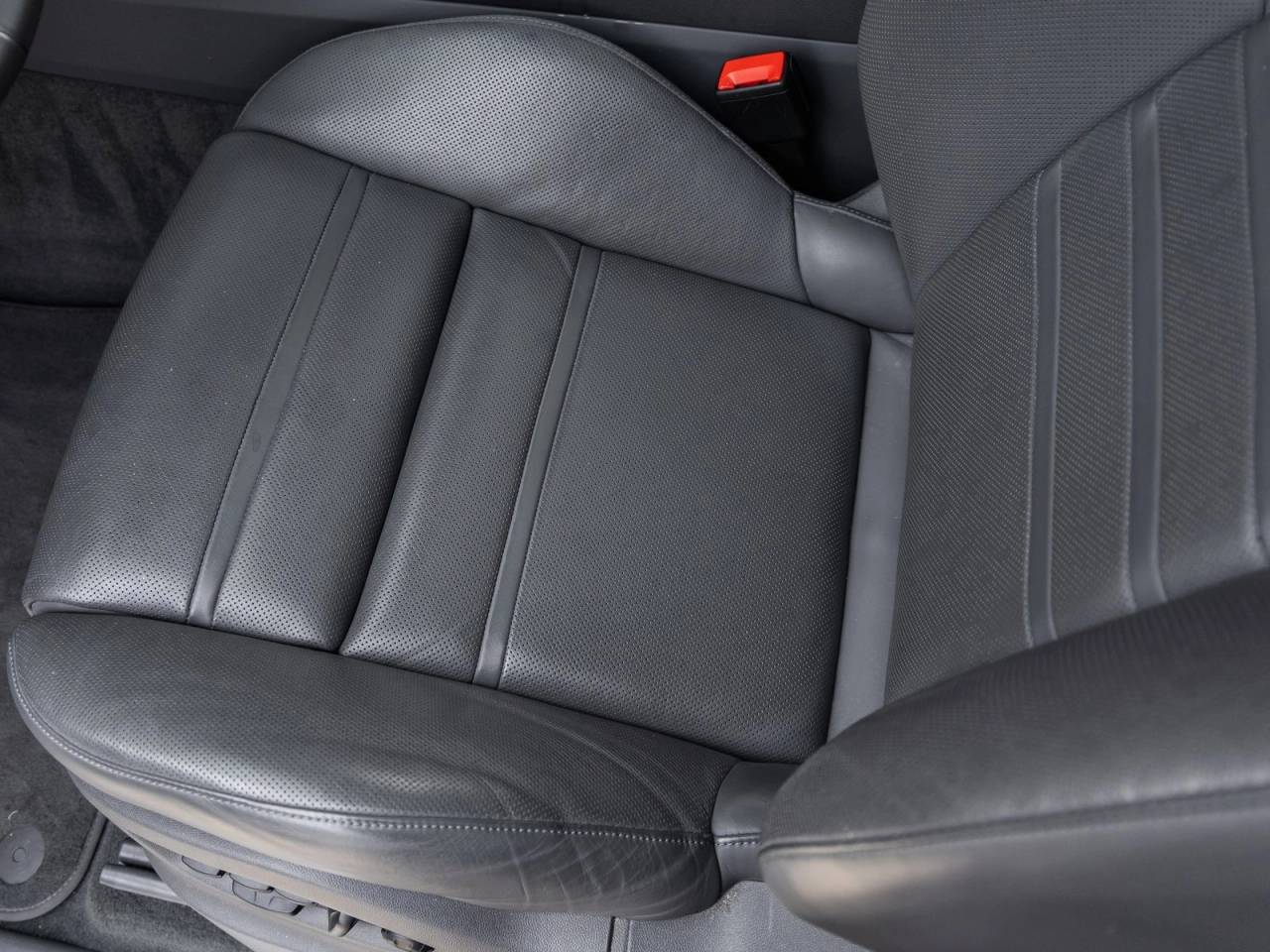 2022 Porsche Cayenne Coupe Cayenne Coupe Platinum Edition