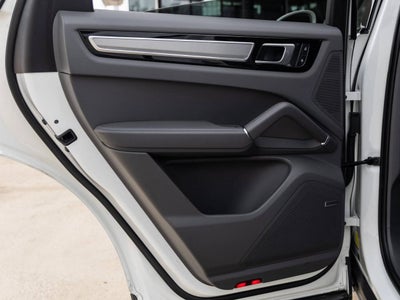 2022 Porsche Cayenne Coupe Cayenne Coupe Platinum Edition