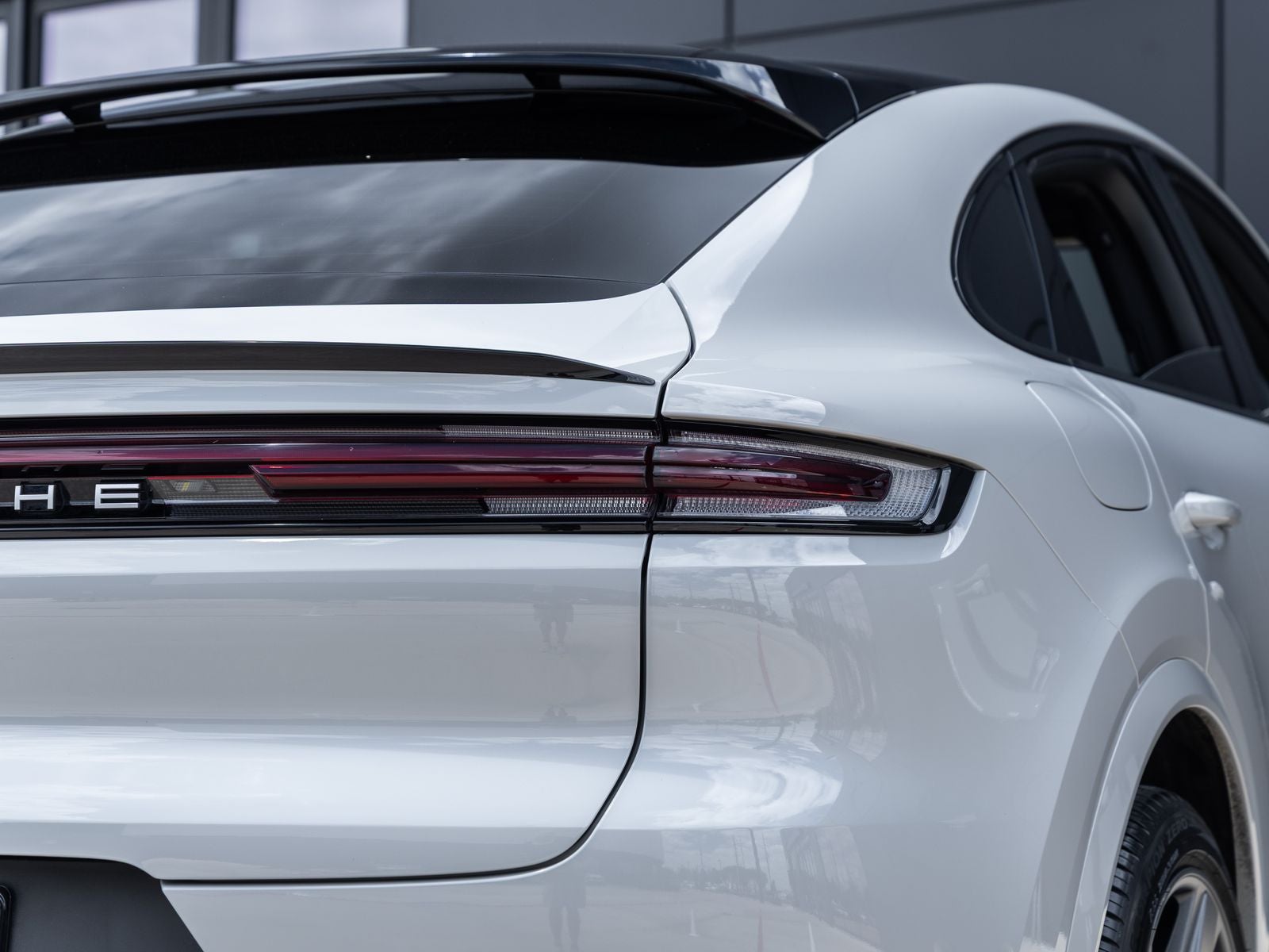 2024 Porsche Cayenne Coupe