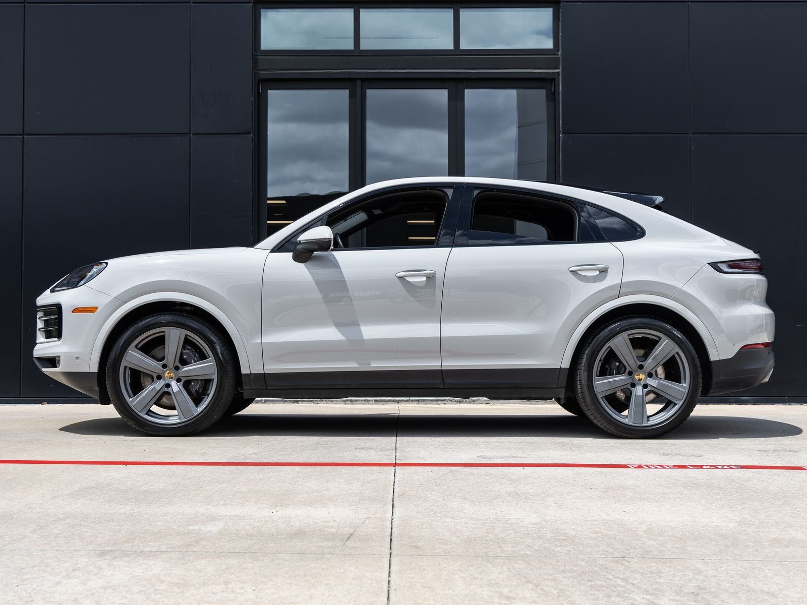 2024 Porsche Cayenne Coupe