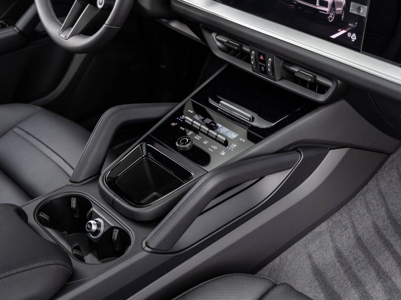 2026 Porsche Cayenne Coupe Cayenne Coupe