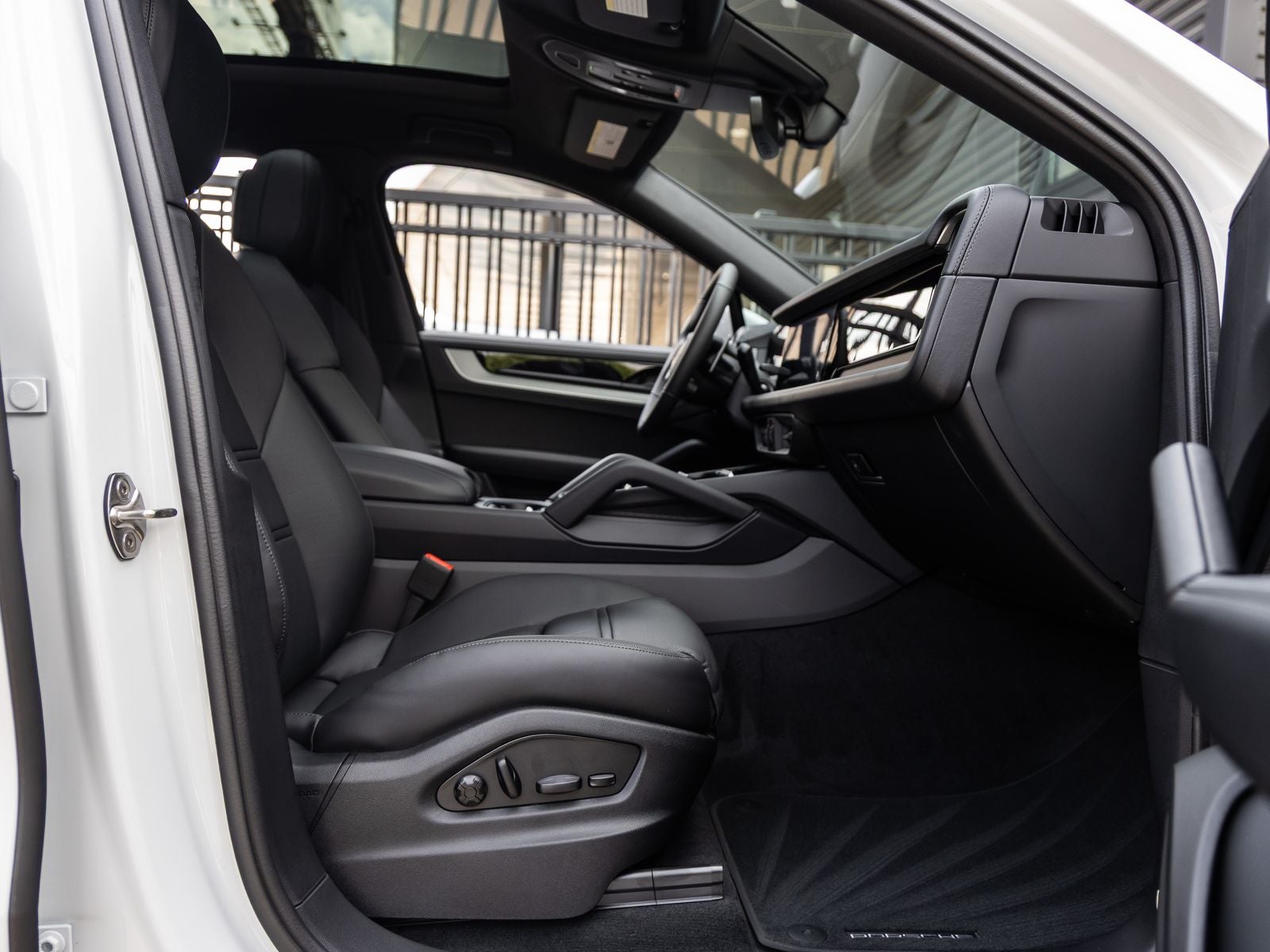 2026 Porsche Cayenne Coupe