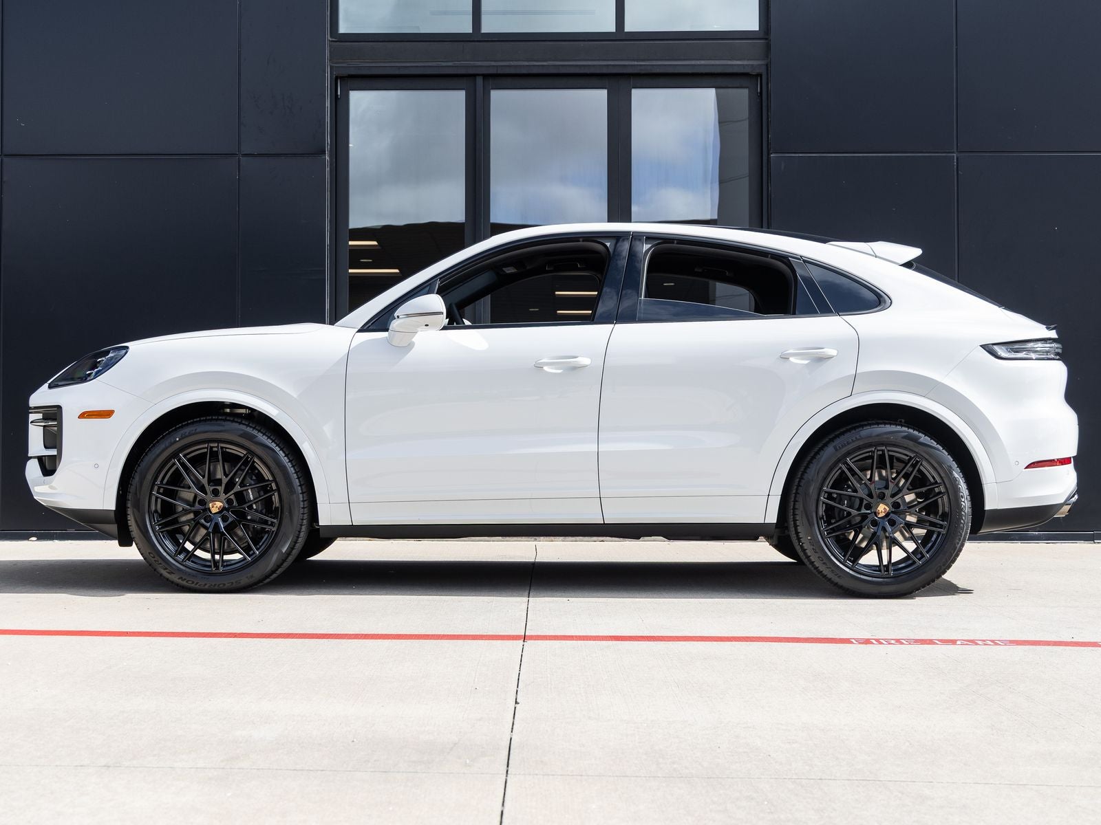 2026 Porsche Cayenne Coupe Base