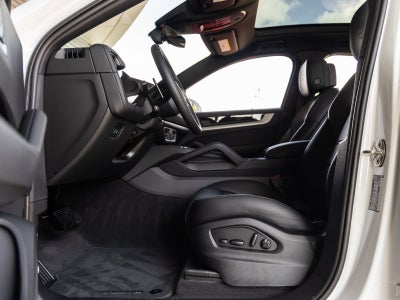 2026 Porsche Cayenne Coupe Base