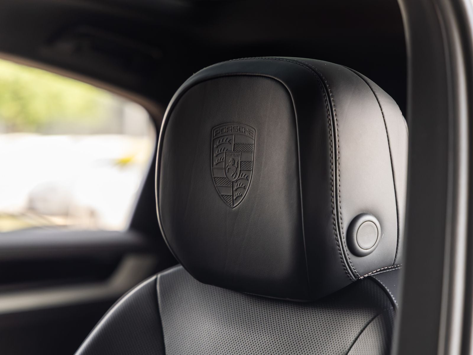 2026 Porsche Cayenne Coupe Base