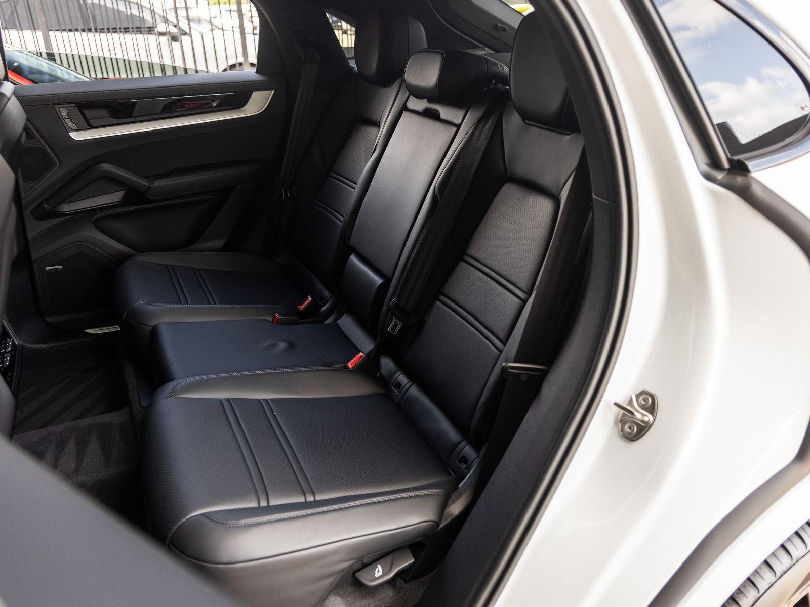 2026 Porsche Cayenne Coupe Base