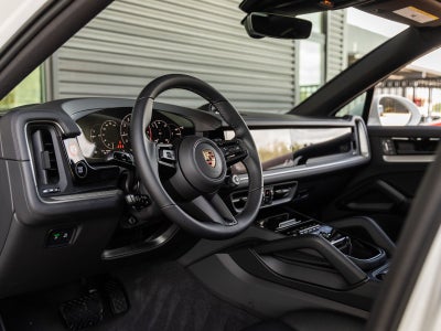 2026 Porsche Cayenne Coupe Base